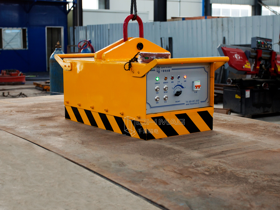 無電源環(huán)境下起吊鋼板用什么？充電式電永磁起重器