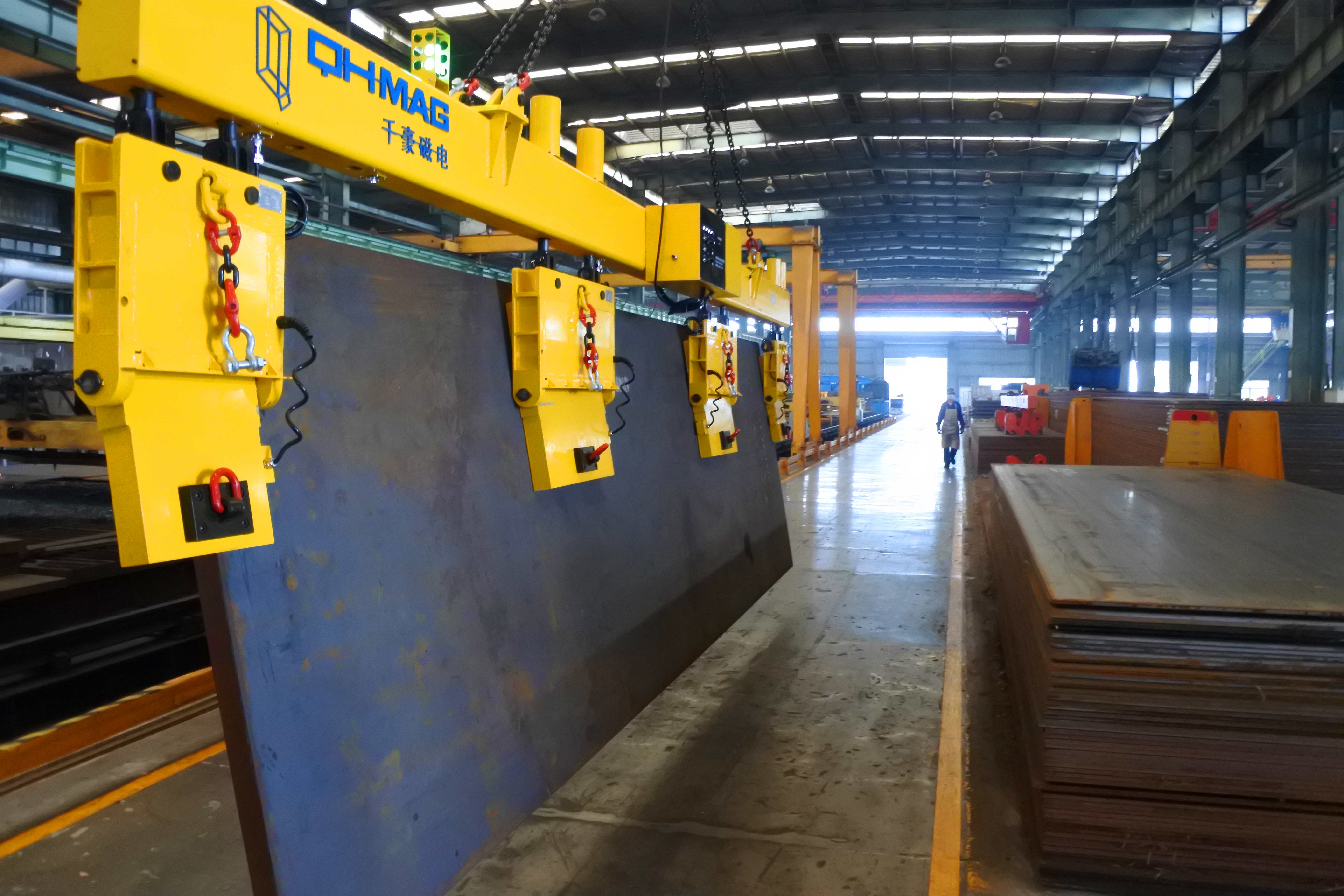 這款國產(chǎn)起重吊具，能起吊搬運上千種工件！三一集團都在用