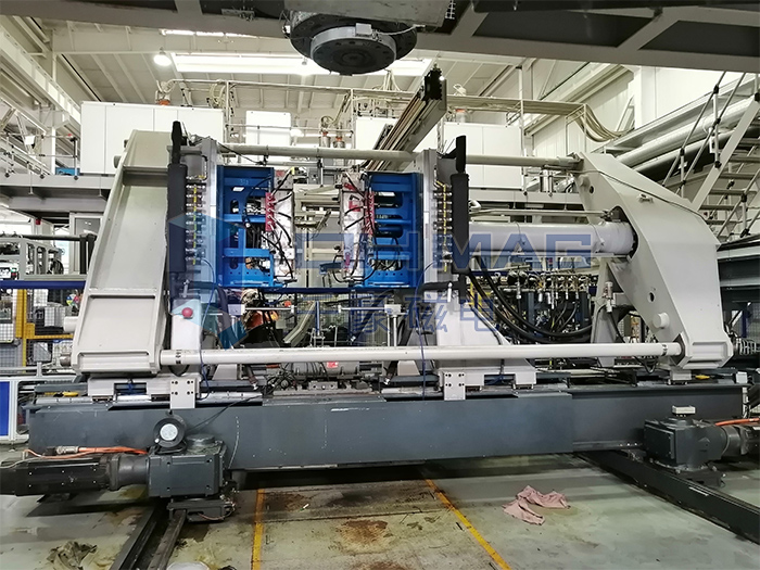 磁力模板換模：注塑機(jī)效率革命背后的技術(shù)突圍與成本解構(gòu)