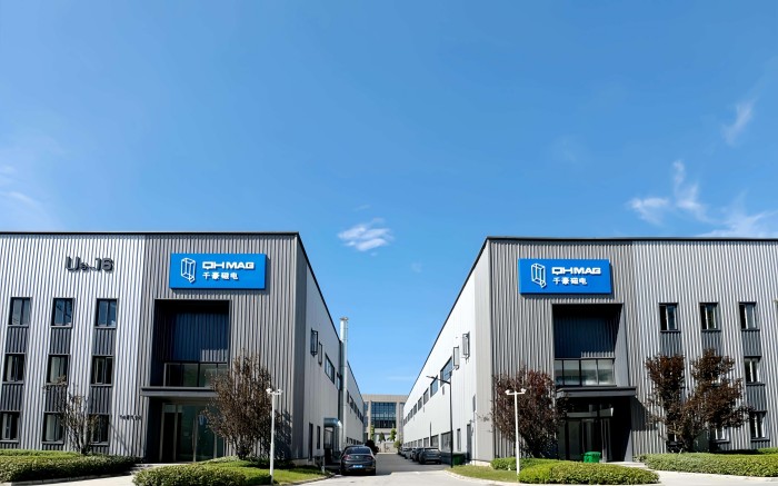 千豪電永磁吊具創(chuàng)新應(yīng)用：集發(fā)電一體賦能無人化雜貨碼頭高效作業(yè)