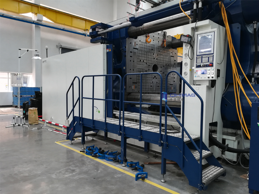 注塑機磁力換模