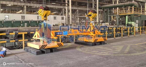 千豪高溫電永磁吊具應(yīng)用于天津鋼管企業(yè)