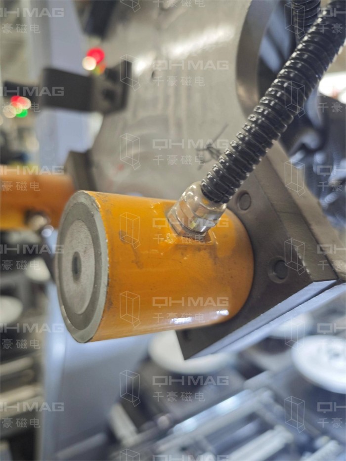電永磁吸盤,注塑機(jī)快速換模,電永磁起重器